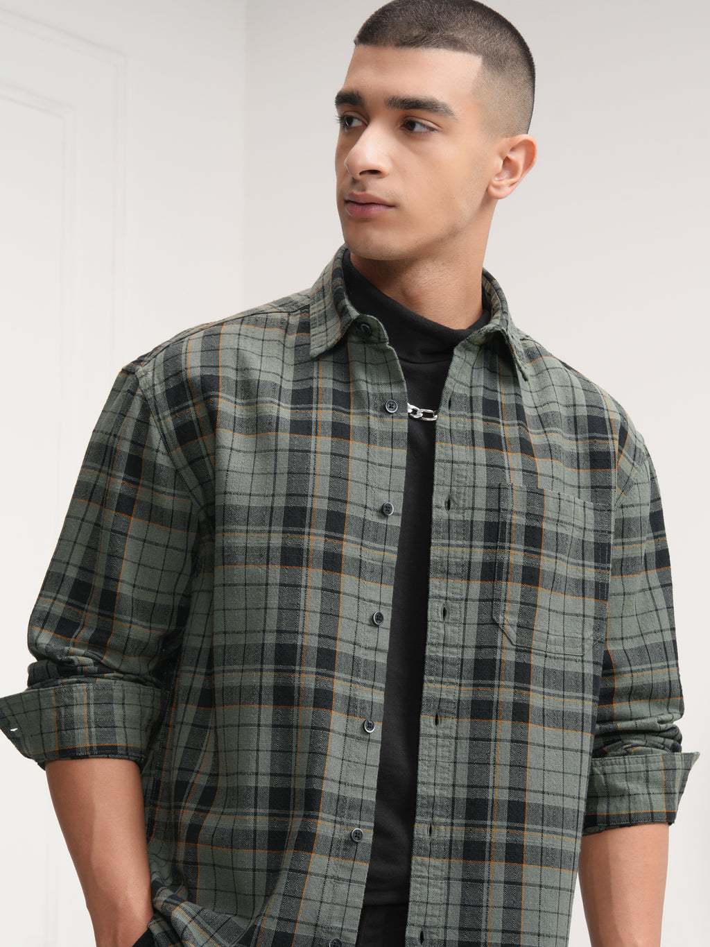 Highlander Men Green Checked Relaxed Fit Casual Shirt - Green - Image 1