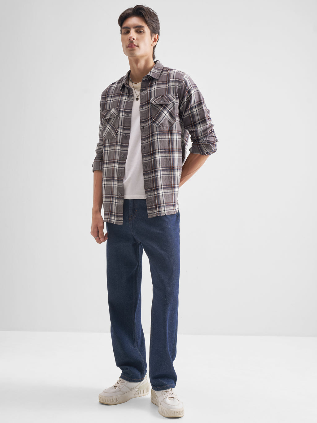 Highlander Men Grey Checked Relaxed Fit Casual Shirt - Grey - Image 2