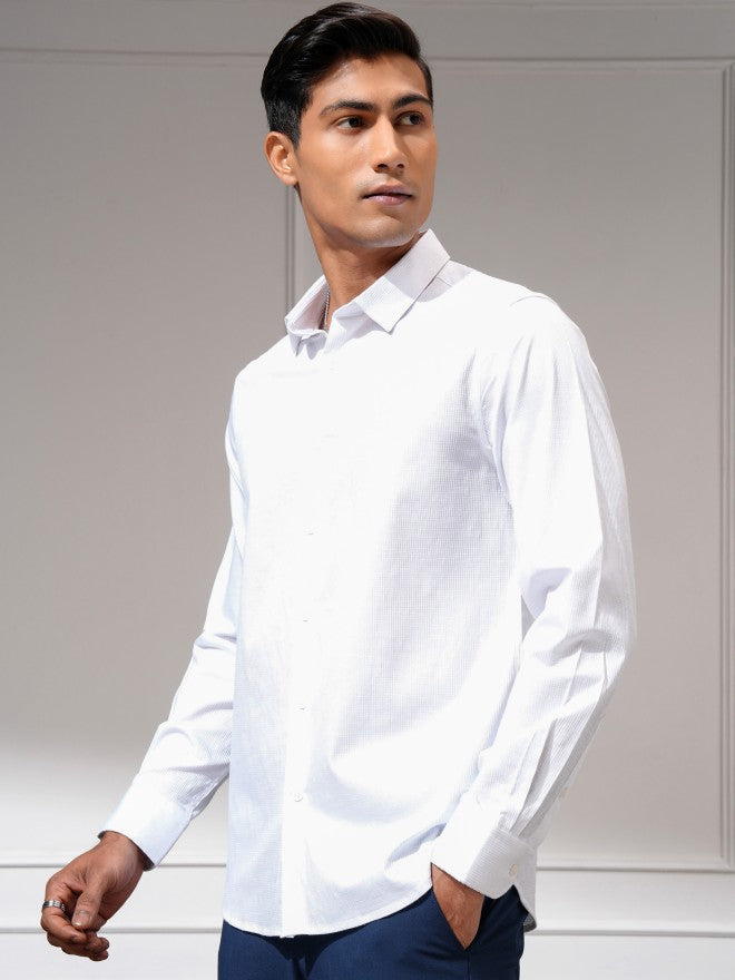 Highlander Men White Solid Slim Fit Casual Shirt - White - Image 4