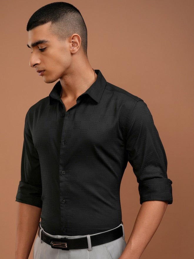 Highlander Men Black Solid Slim Fit Casual Shirt - Black - Image 4