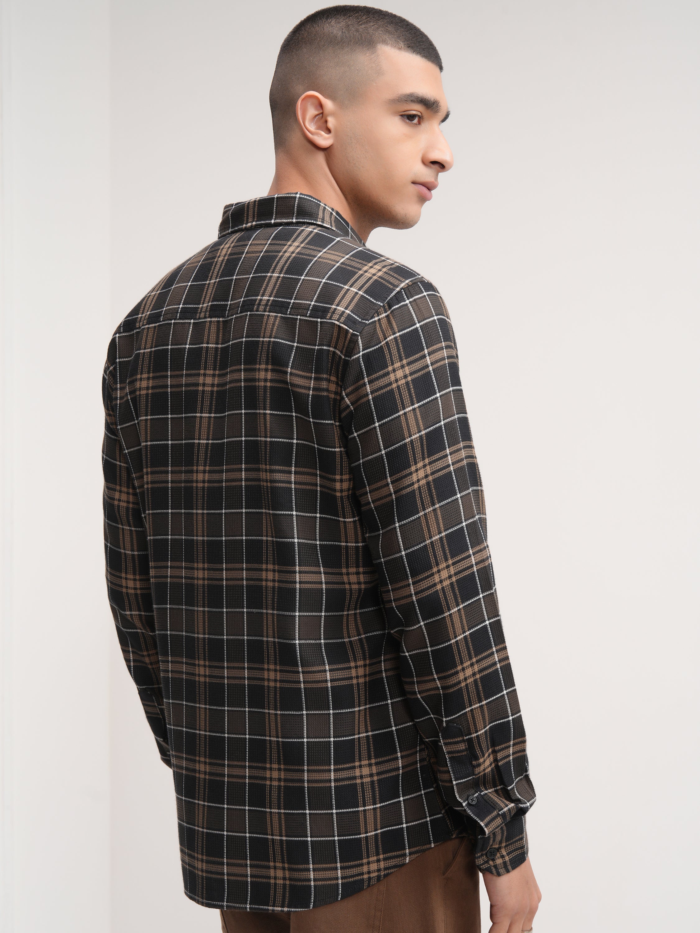 Highlander Men Black Checked Slim Fit Casual Shirt - Black - Image 3