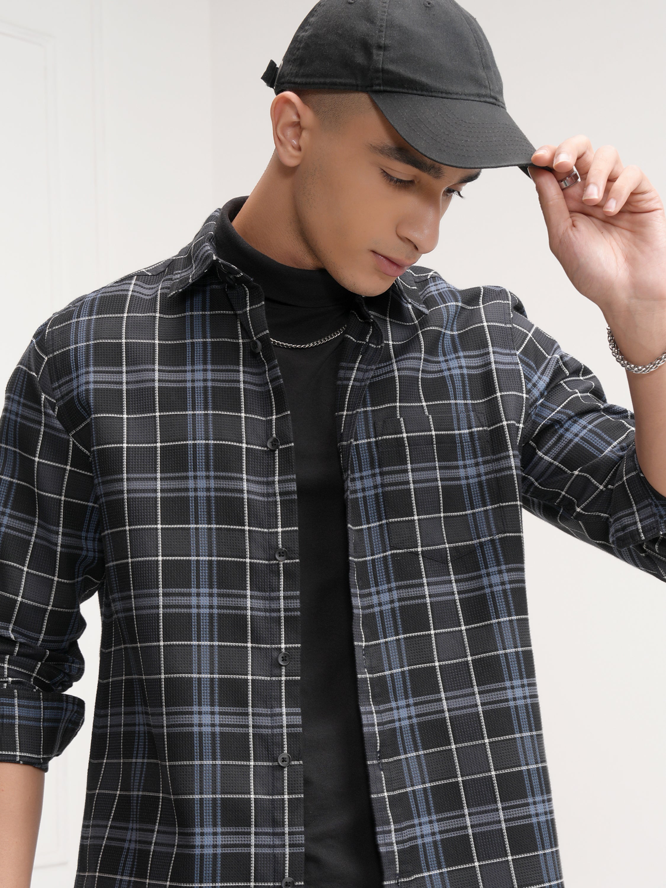 Highlander Men Black Checked Slim Fit Casual Shirt - Black - Image 1