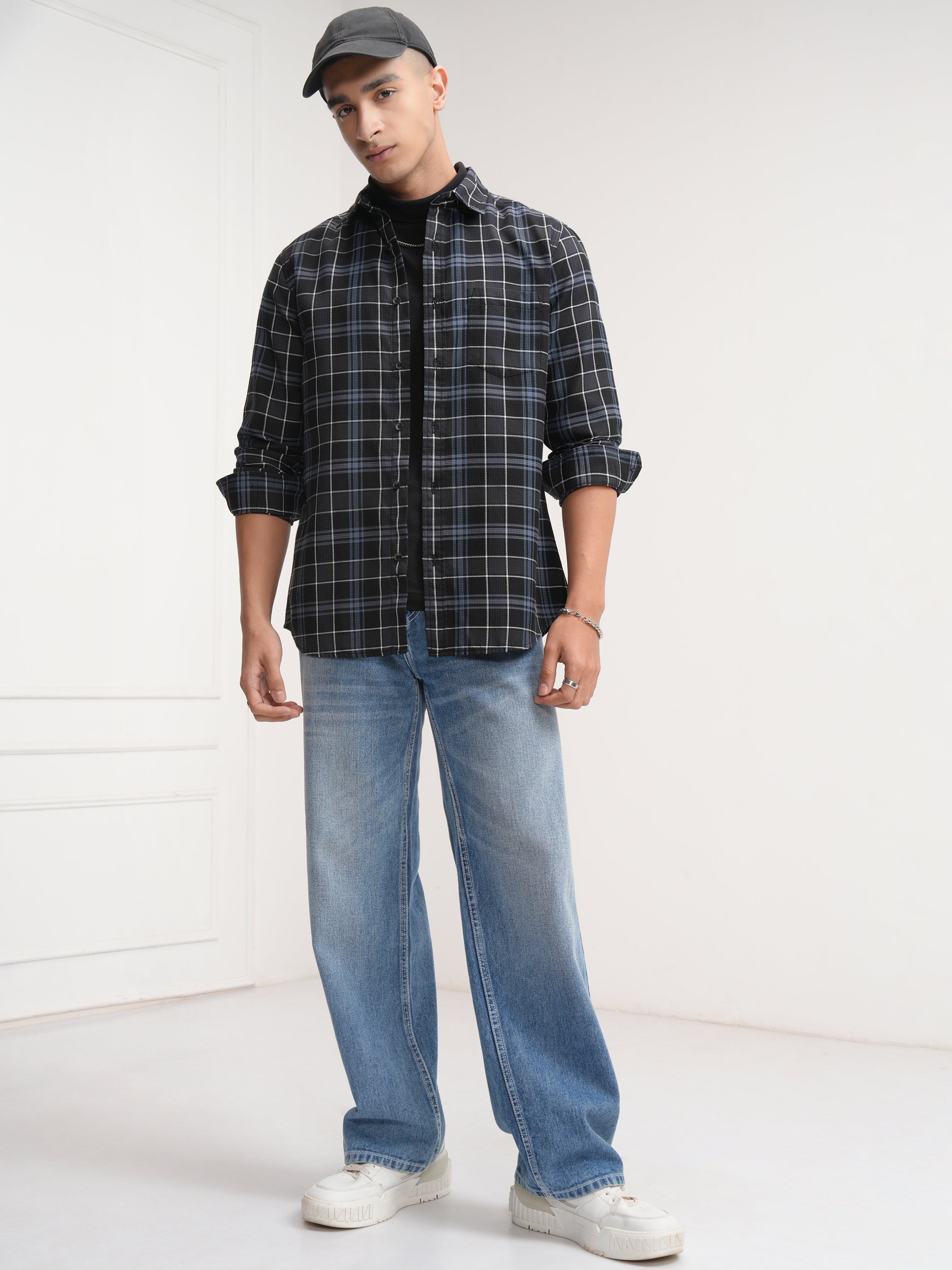 Highlander Men Black Checked Slim Fit Casual Shirt - Black - Image 2
