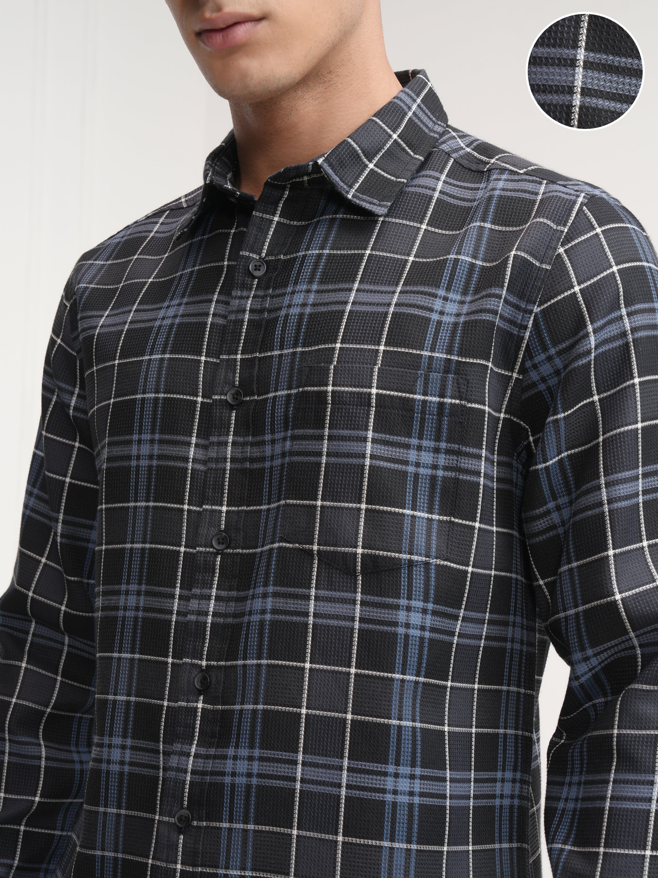 Highlander Men Black Checked Slim Fit Casual Shirt - Black - Image 5