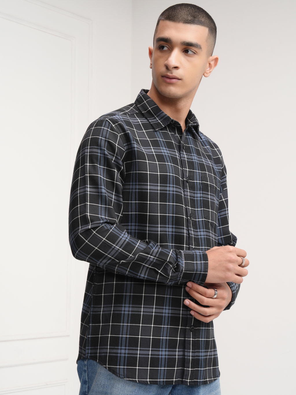 Highlander Men Black Checked Slim Fit Casual Shirt - Black - Image 6