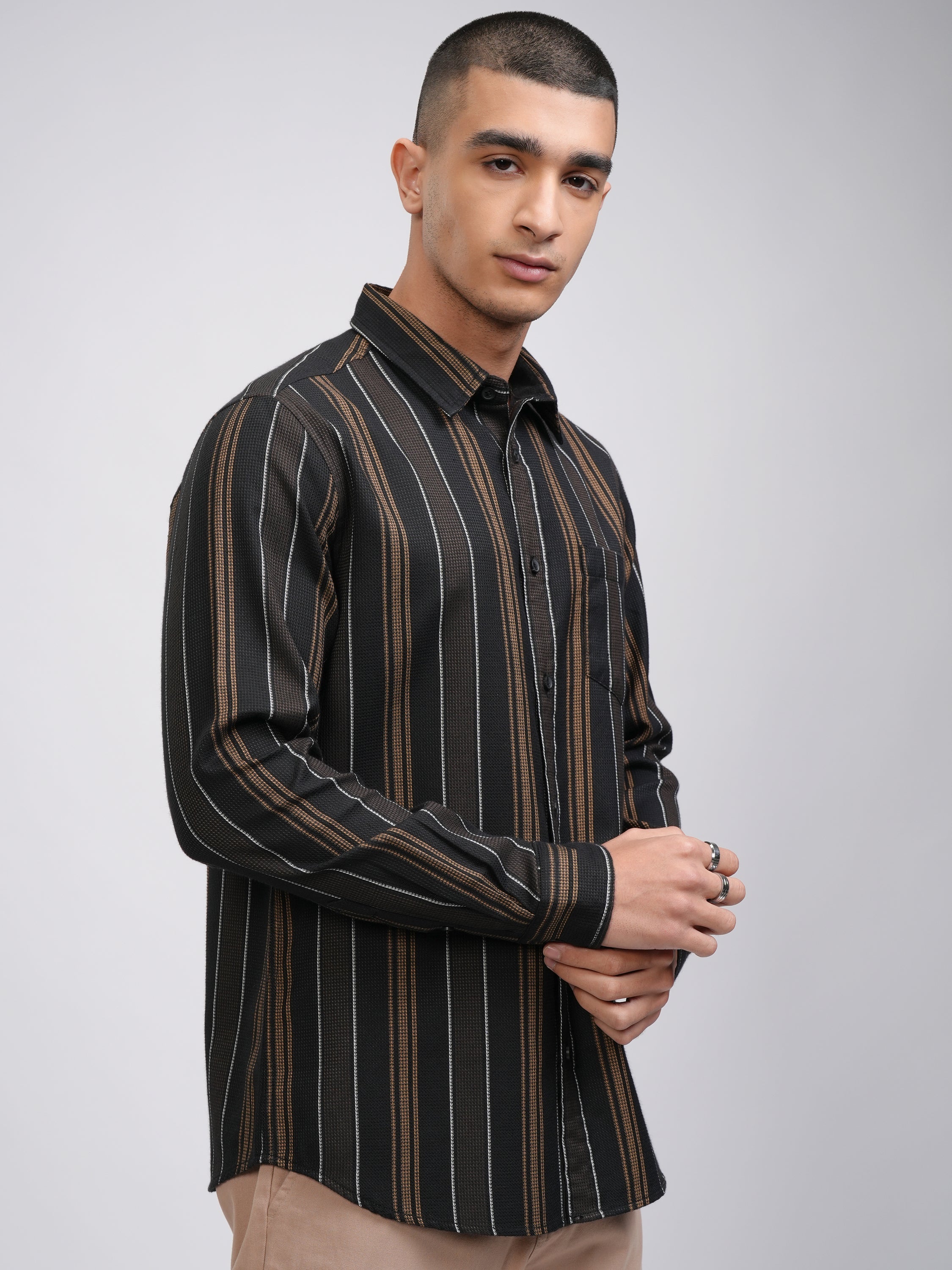 Highlander Men Black Striped Slim Fit Casual Shirt - Black - Image 6