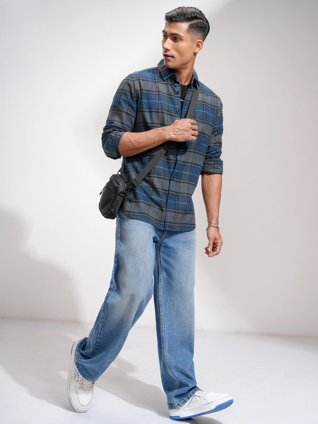 Highlander Men Blue Checked Slim Fit Casual Shirt - Blue - Image 2