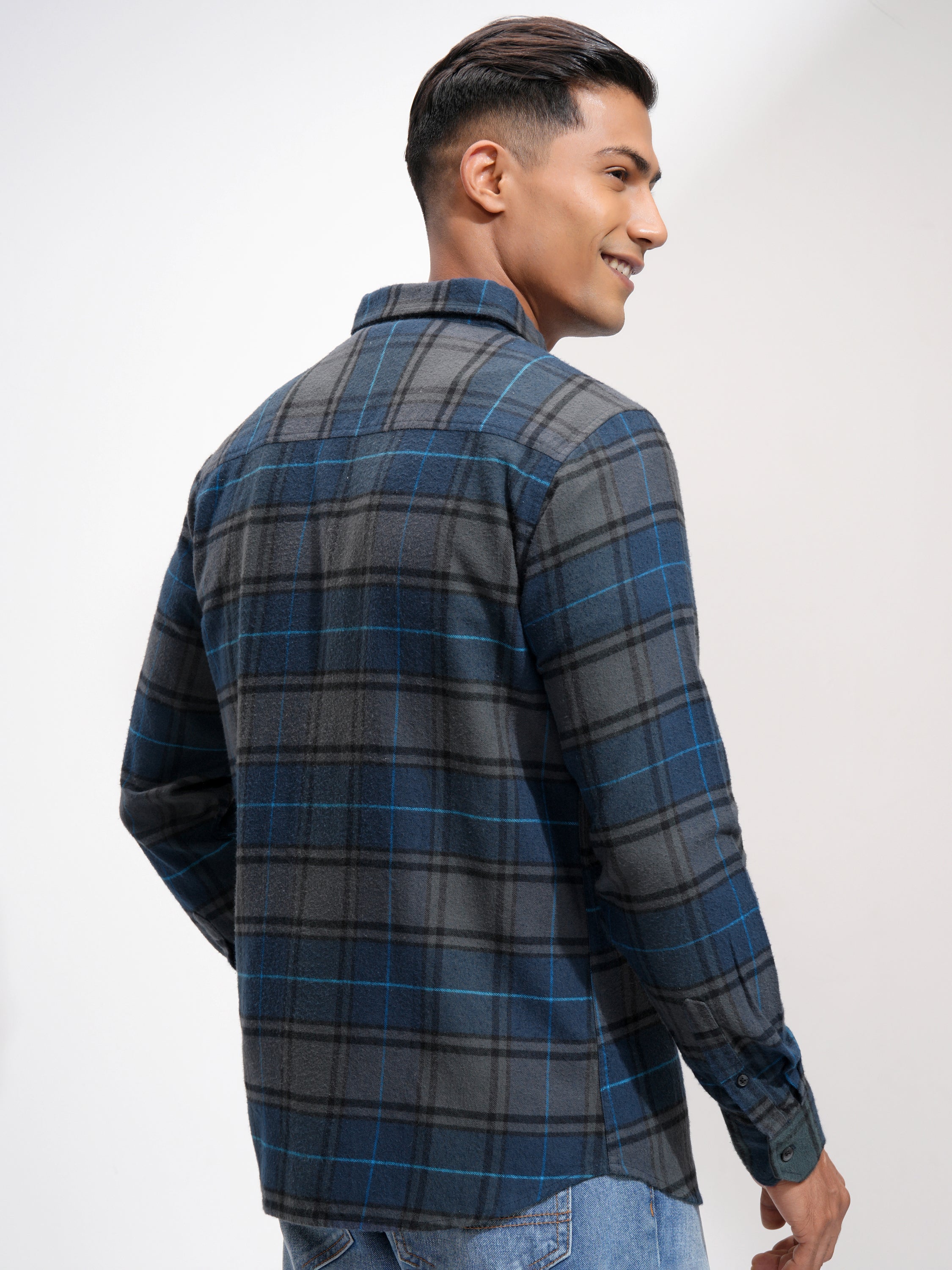 Highlander Men Blue Checked Slim Fit Casual Shirt - Blue - Image 3
