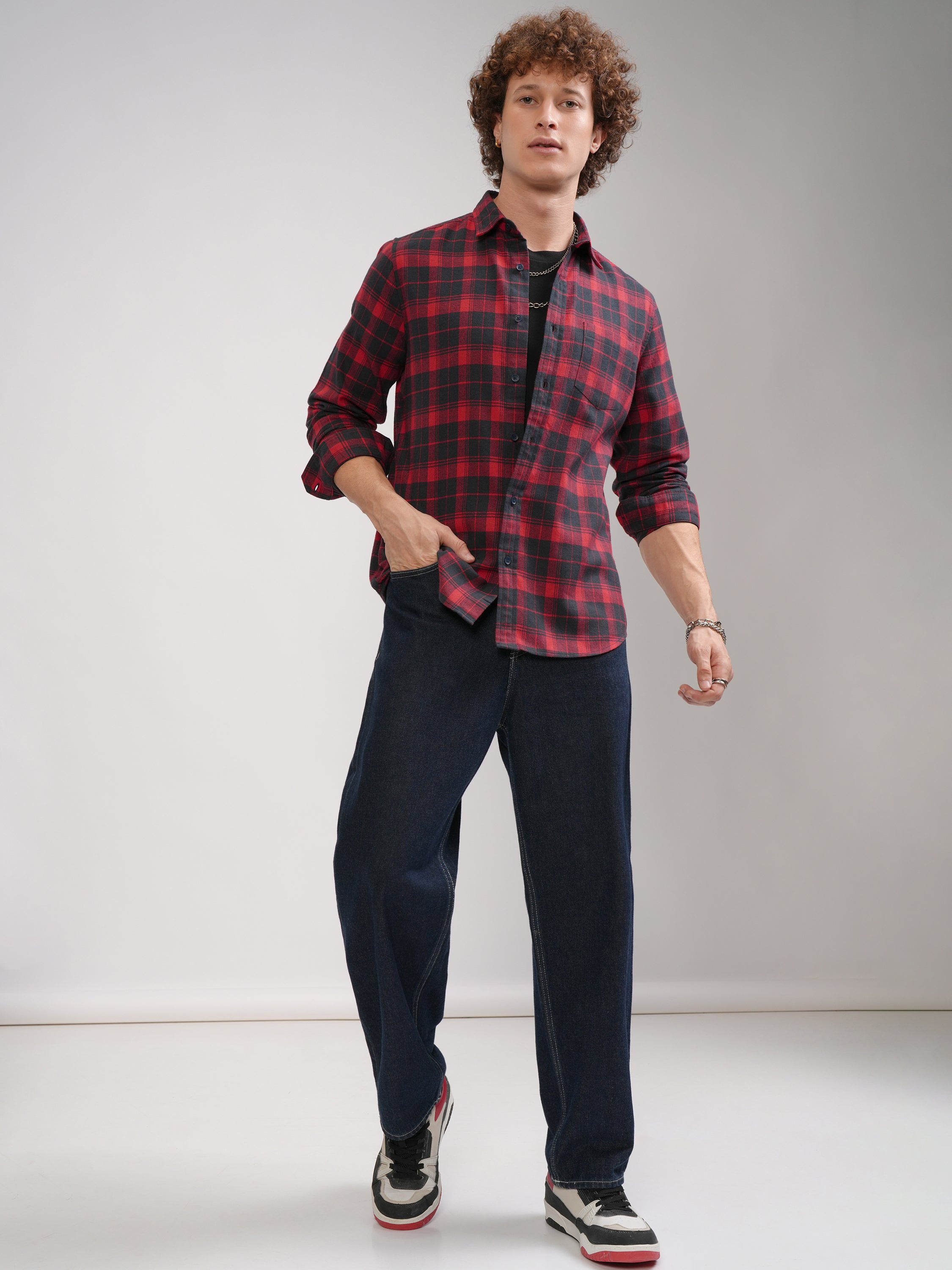 Highlander Men Red Checked Slim Fit Casual Shirt - Red - Image 2