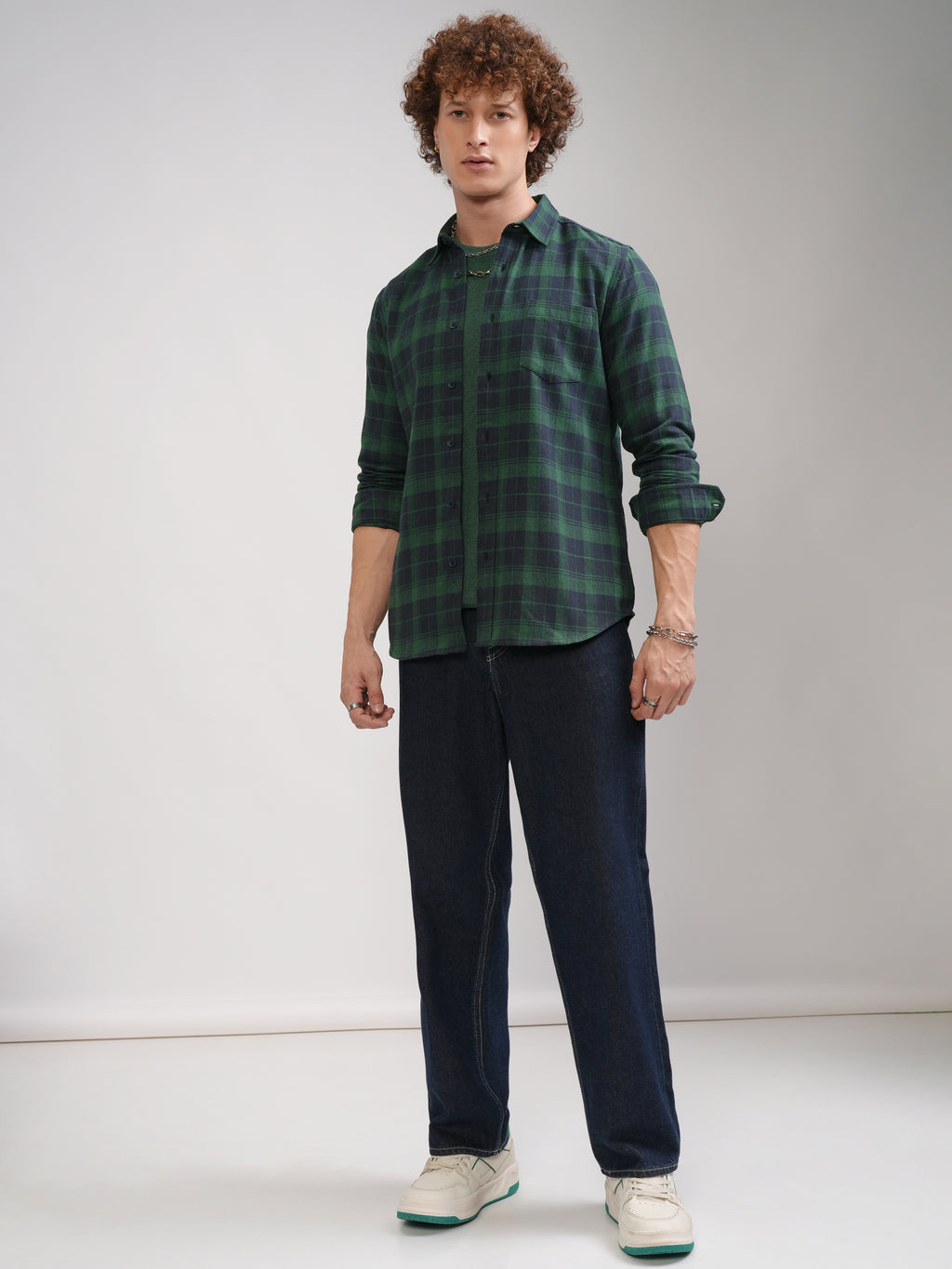 Highlander Men Green Checked Slim Fit Casual Shirt - Green - Image 2