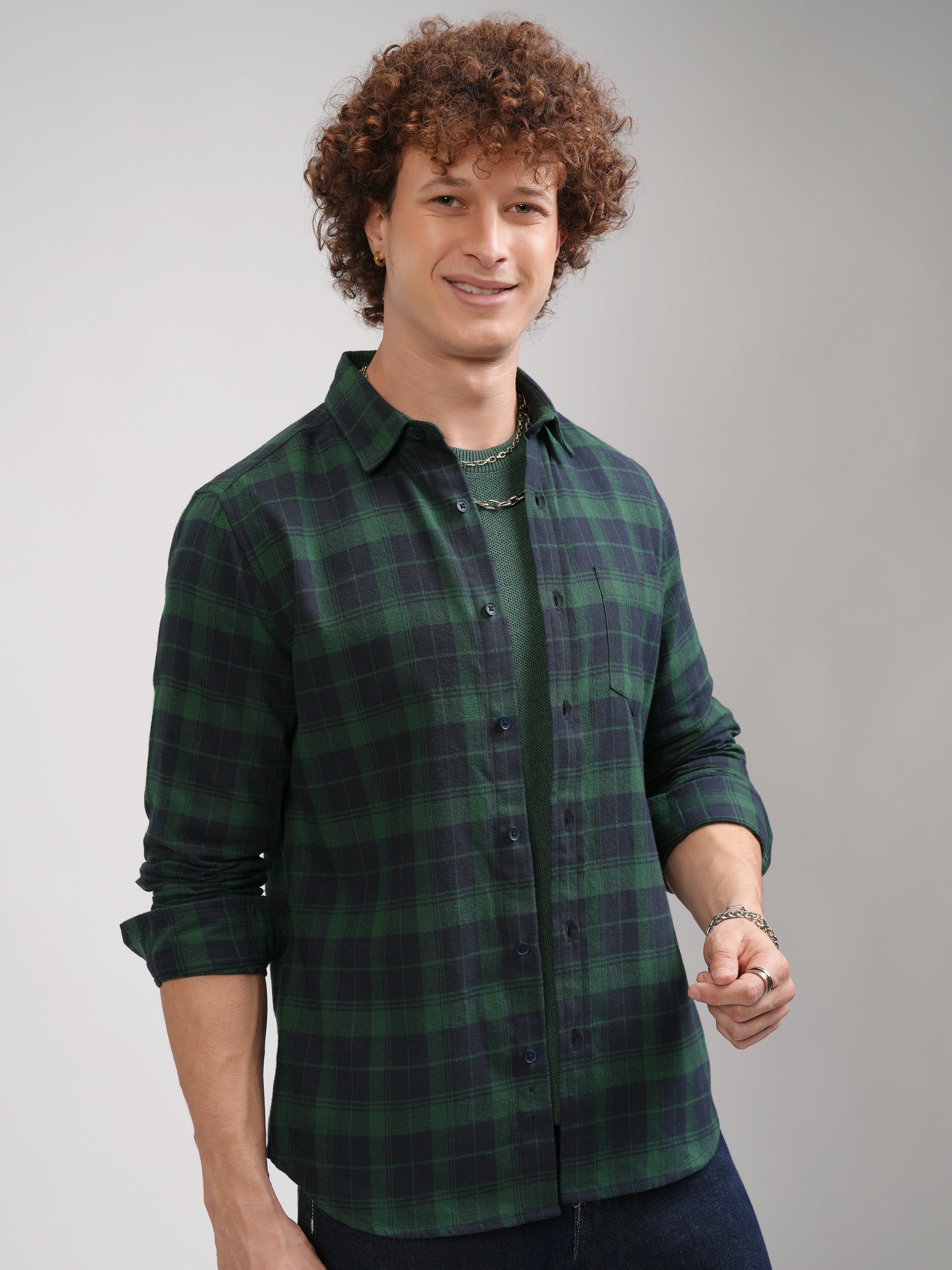 Highlander Men Green Checked Slim Fit Casual Shirt - Green - Image 6