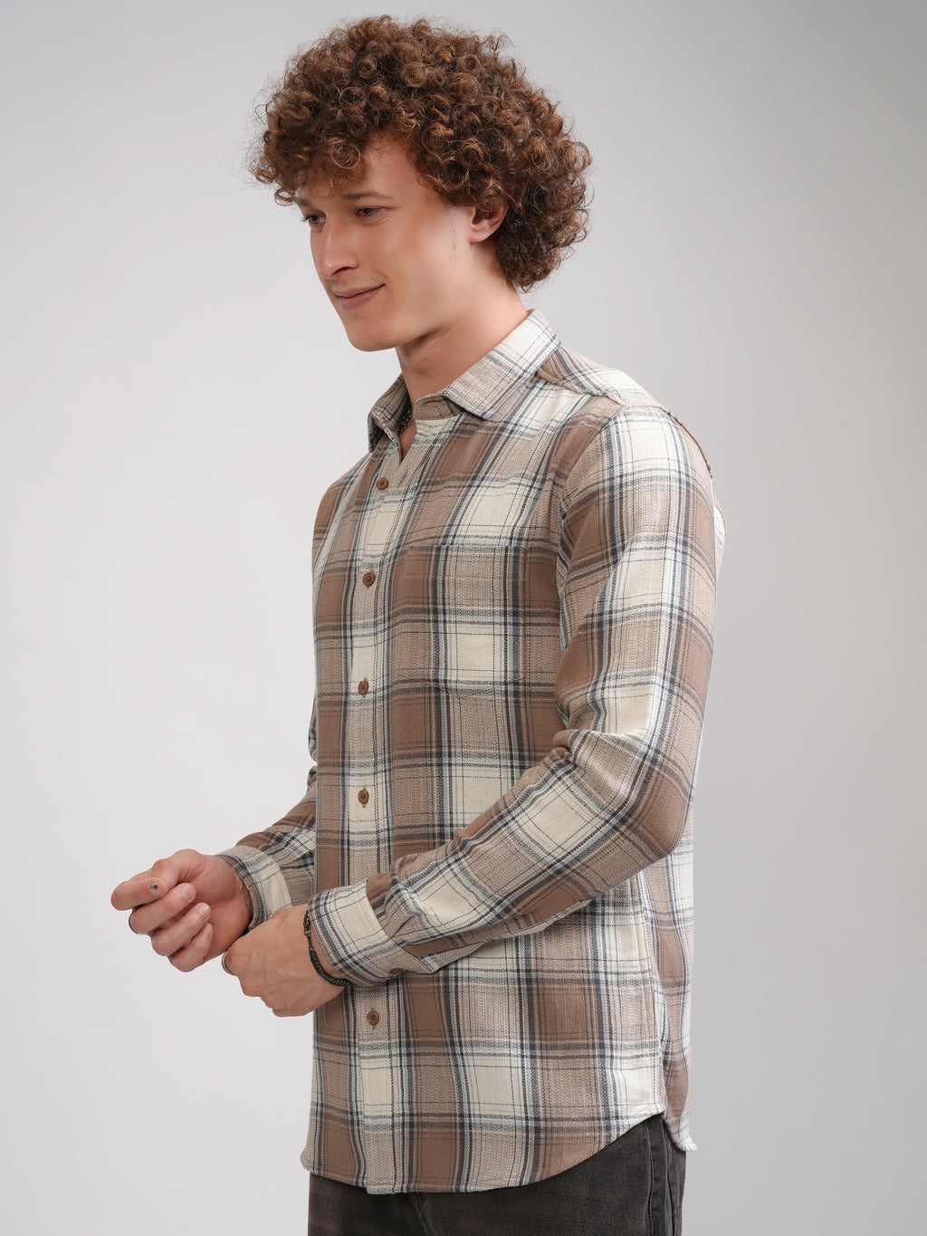 Highlander Men Cream Checked Slim Fit Casual Shirt - Cream - Image 4
