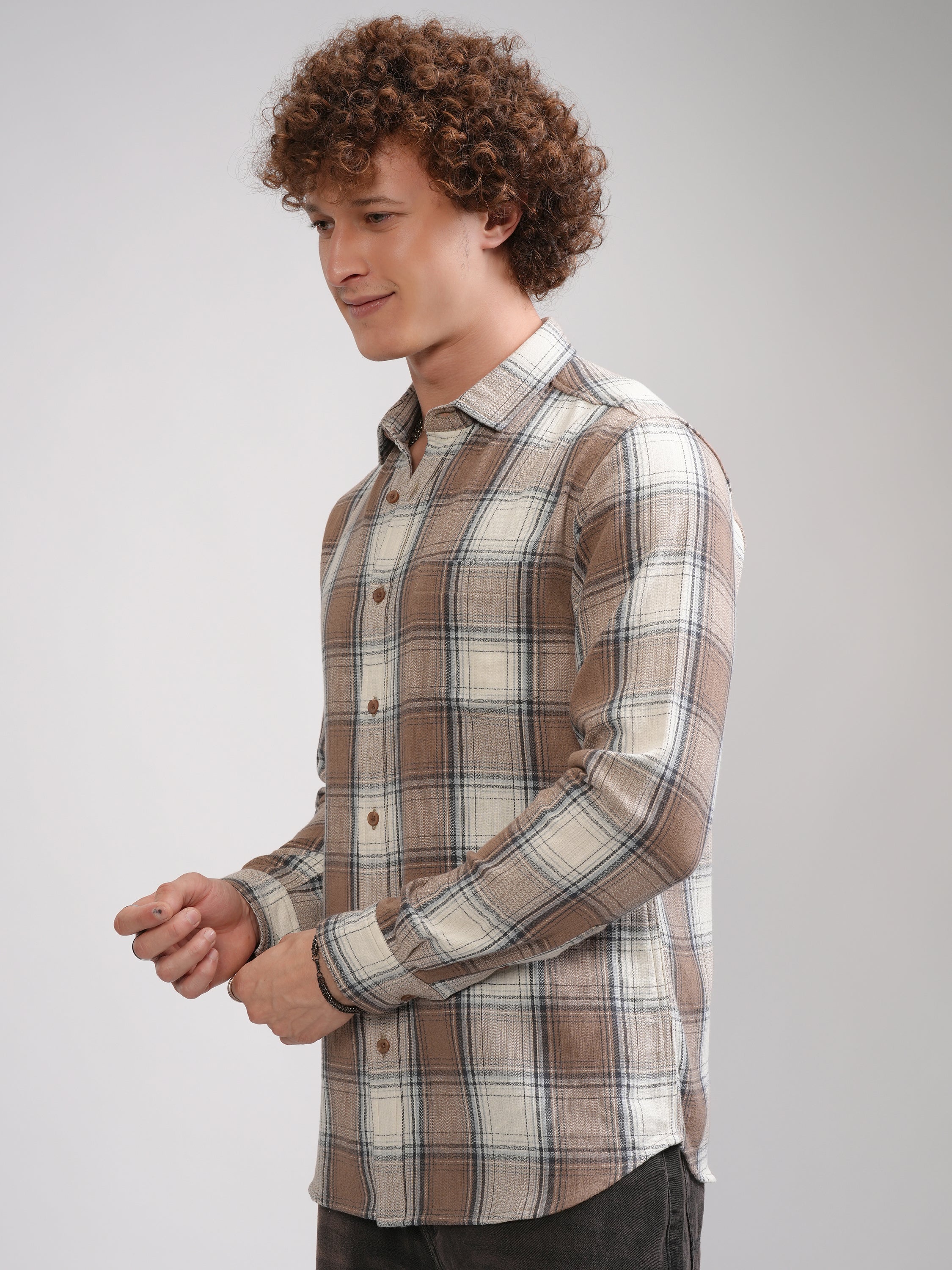 Highlander Men Cream Checked Slim Fit Casual Shirt - Cream - Image 4