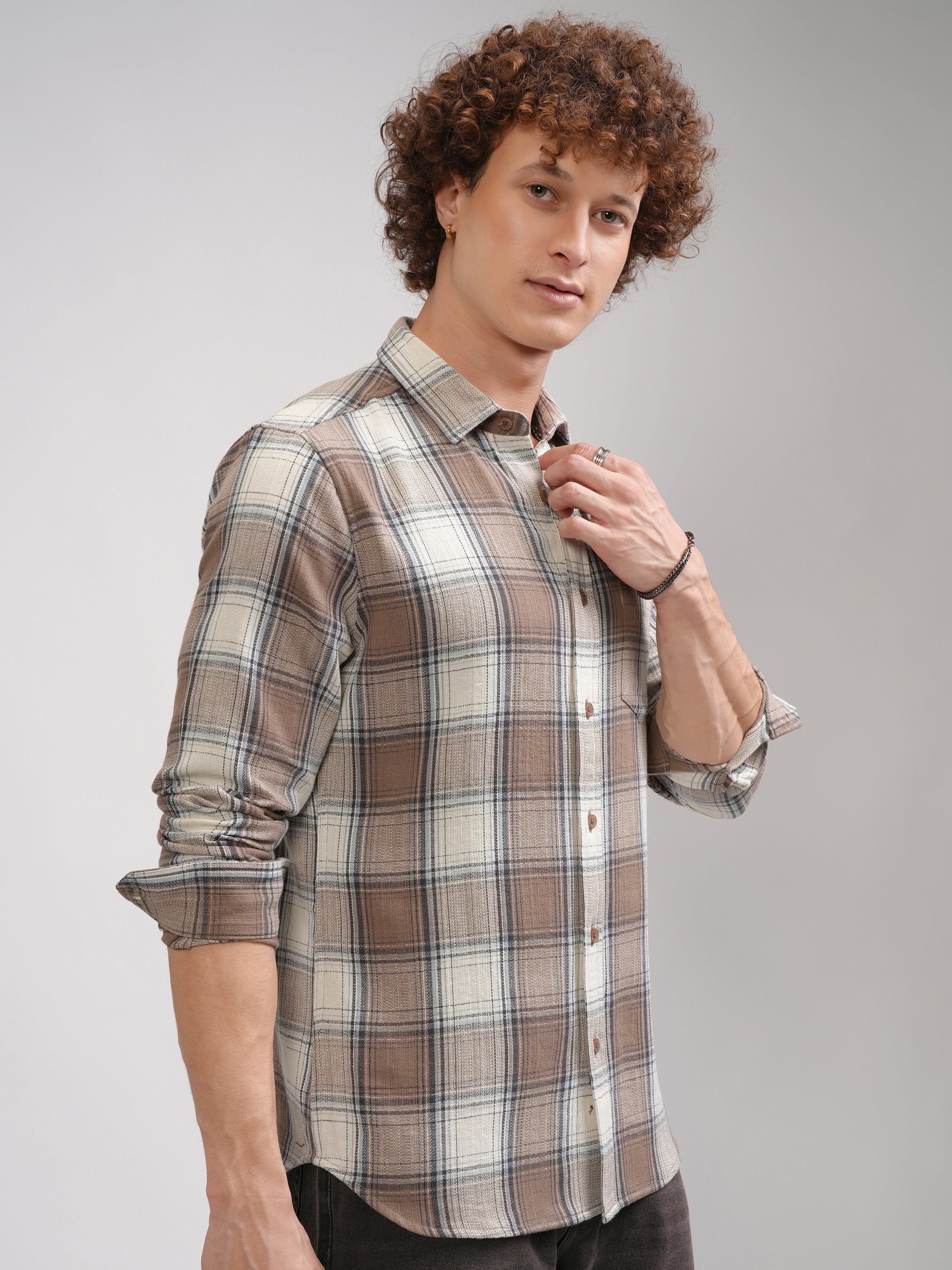 Highlander Men Cream Checked Slim Fit Casual Shirt - Cream - Image 6