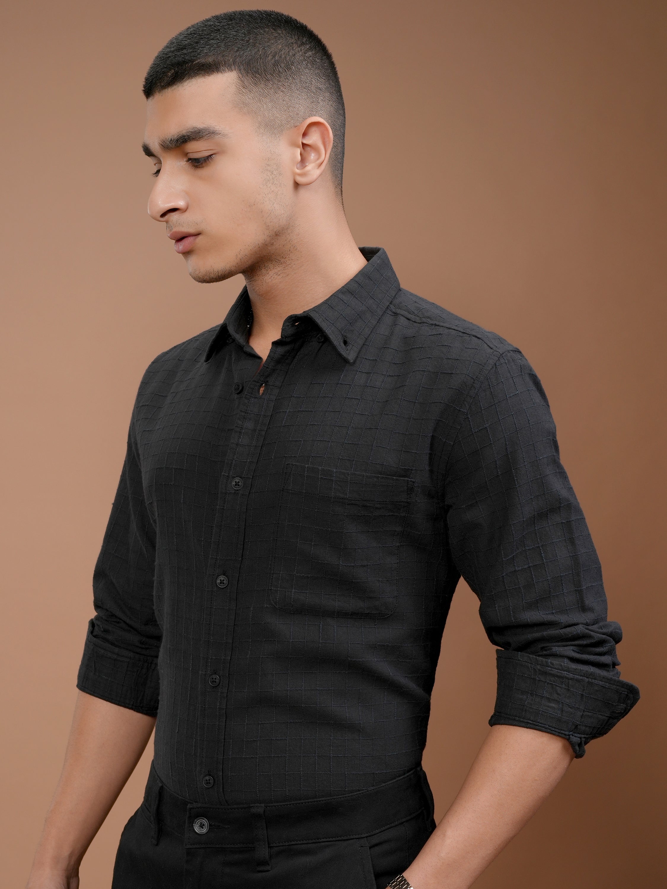 Highlander Men Black Checked Slim Fit Casual Shirt - Black - Image 4
