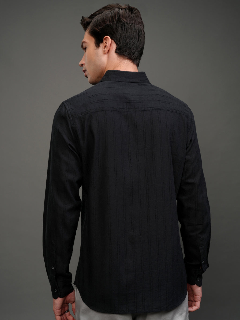Highlander Men Black Striped Slim Fit Casual Shirt - Black - Image 3