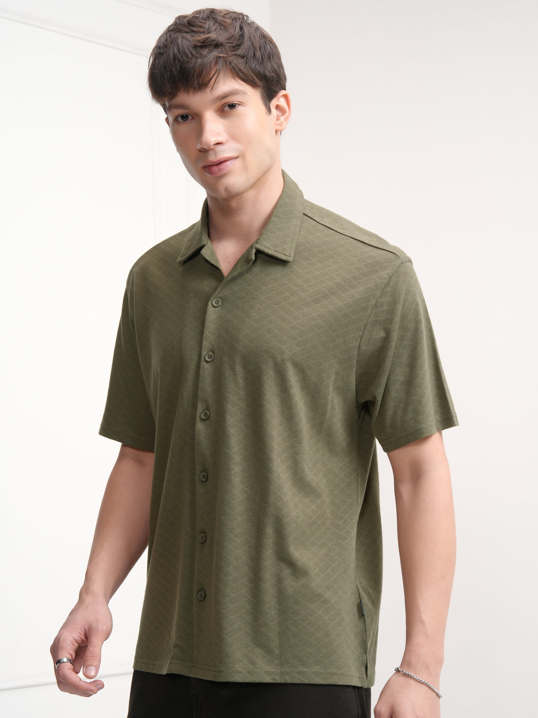 Highlander Men Olive Textured Relaxed Fit Casual Shirt - Olive - Image 4