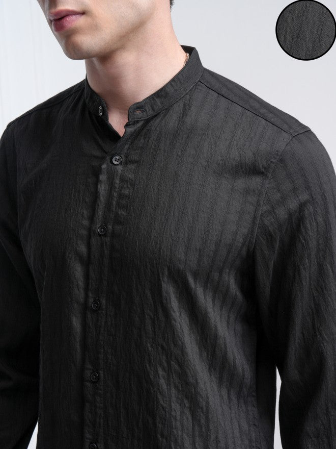 Highlander Men Black Checked Slim Fit Casual Shirt - Black - Image 5