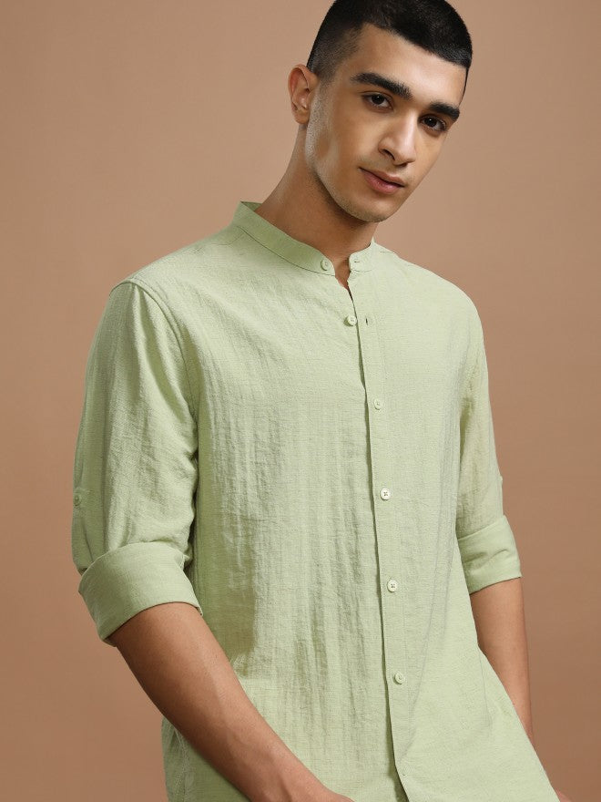 Highlander Men Green Textured Regular Fit Casual Shirt - Green - Image 1