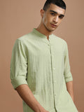 Highlander Men Green Textured Regular Fit Casual Shirt - Green - Image 1