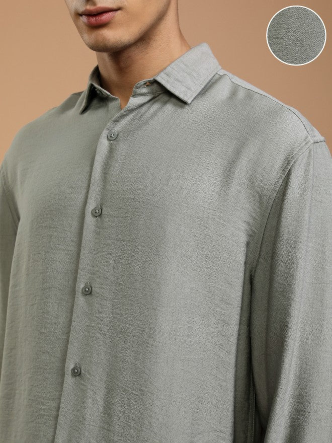 Highlander Men Grey Solid Relaxed Fit Casual Shirt - Grey - Image 5