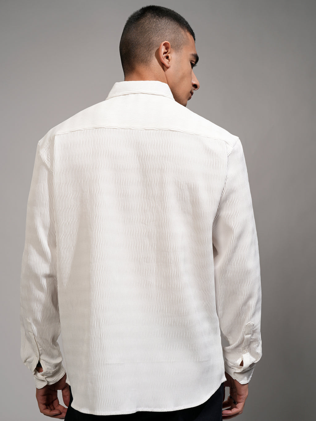 Highlander Men White Self Design Relaxed Fit Casual Shirt - White - Image 3
