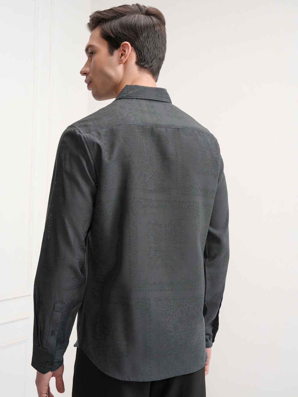 Highlander Men Charcoal Printed Slim Fit Casual Shirt - Charcoal - Image 3