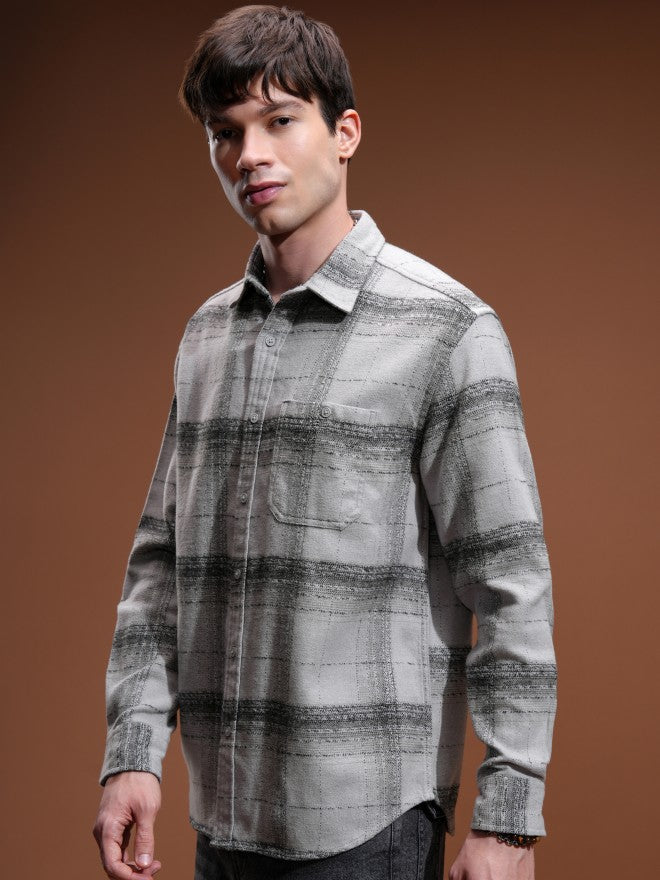 Highlander Men Grey Checked Relaxed Fit Casual Shirt - Grey - Image 4