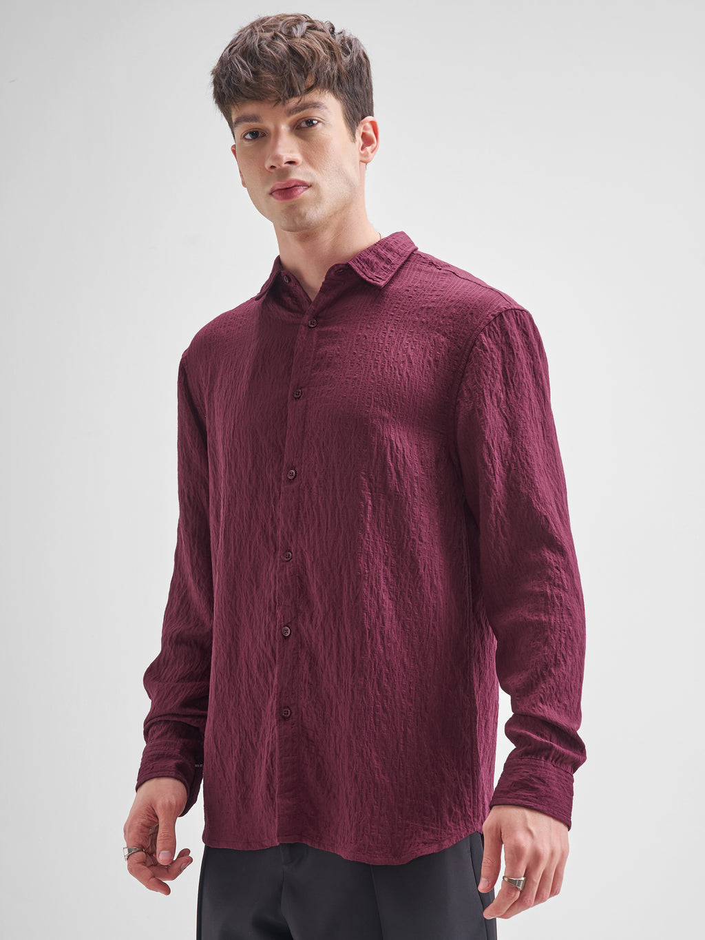 Highlander Men Purple Self Design Relaxed Fit Casual Shirt - Purple - Image 4