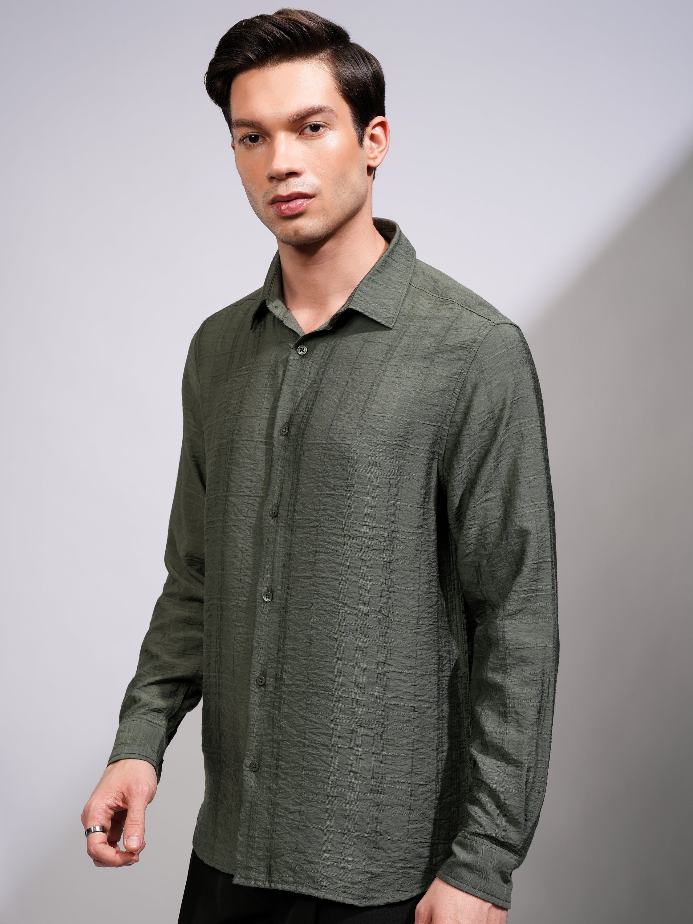 Highlander Men Green Checked Slim Fit Casual Shirt - Green - Image 4