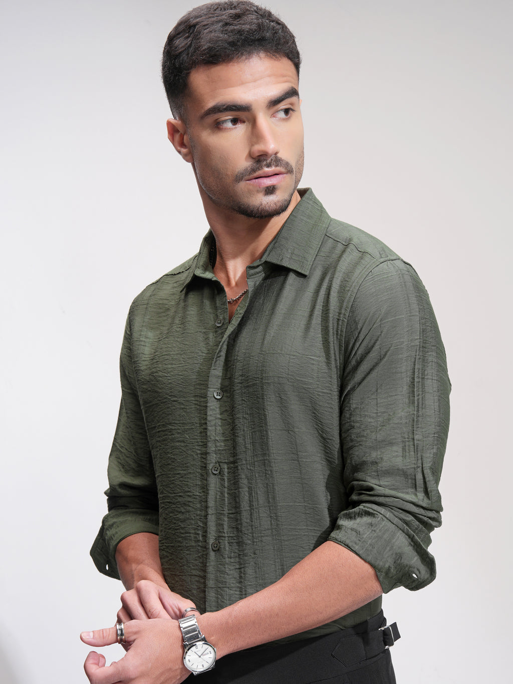 Highlander Men Green Textured Slim Fit Casual Shirt - Green - Image 1