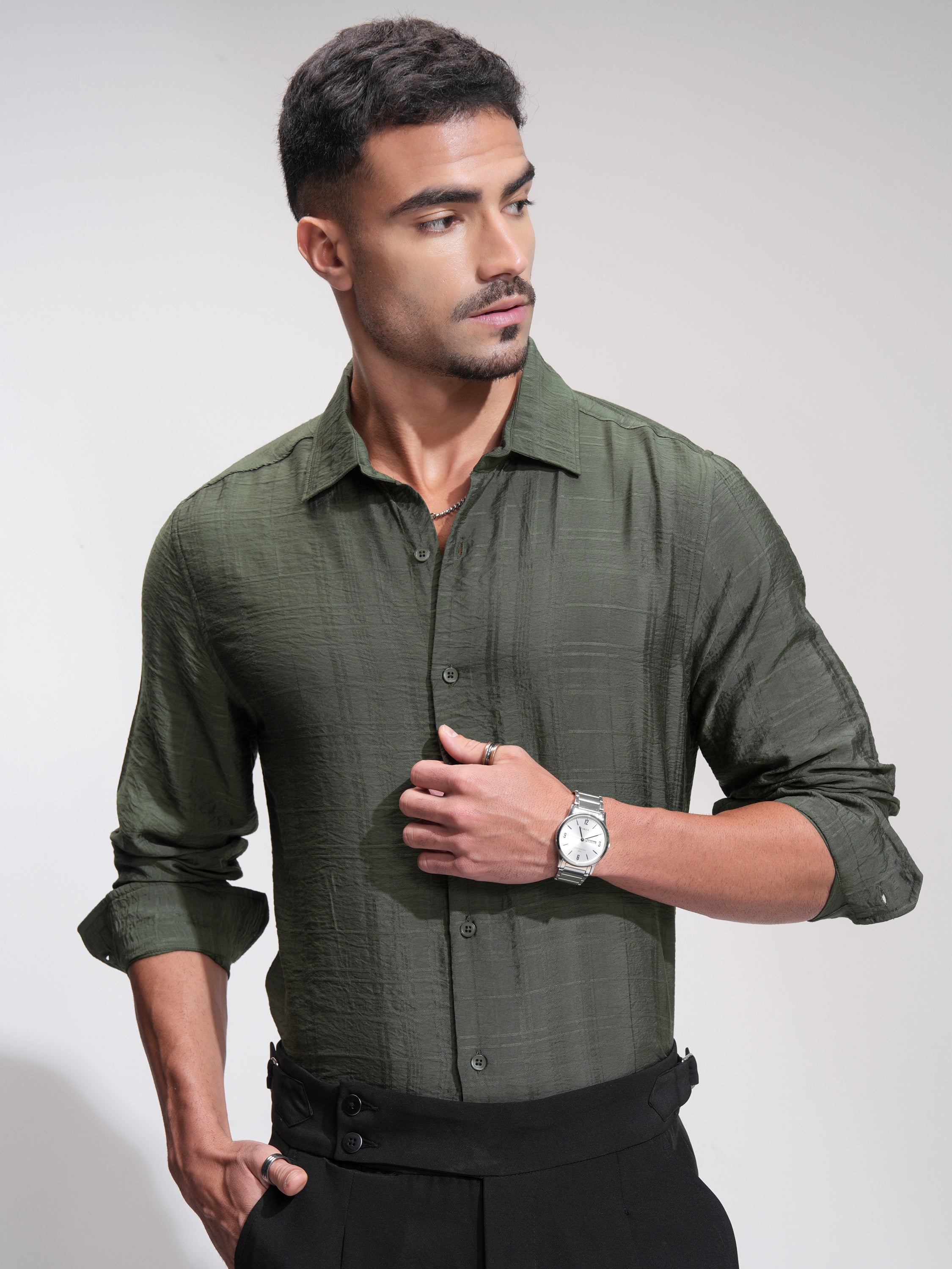 Highlander Men Green Textured Slim Fit Casual Shirt - Green - Image 4