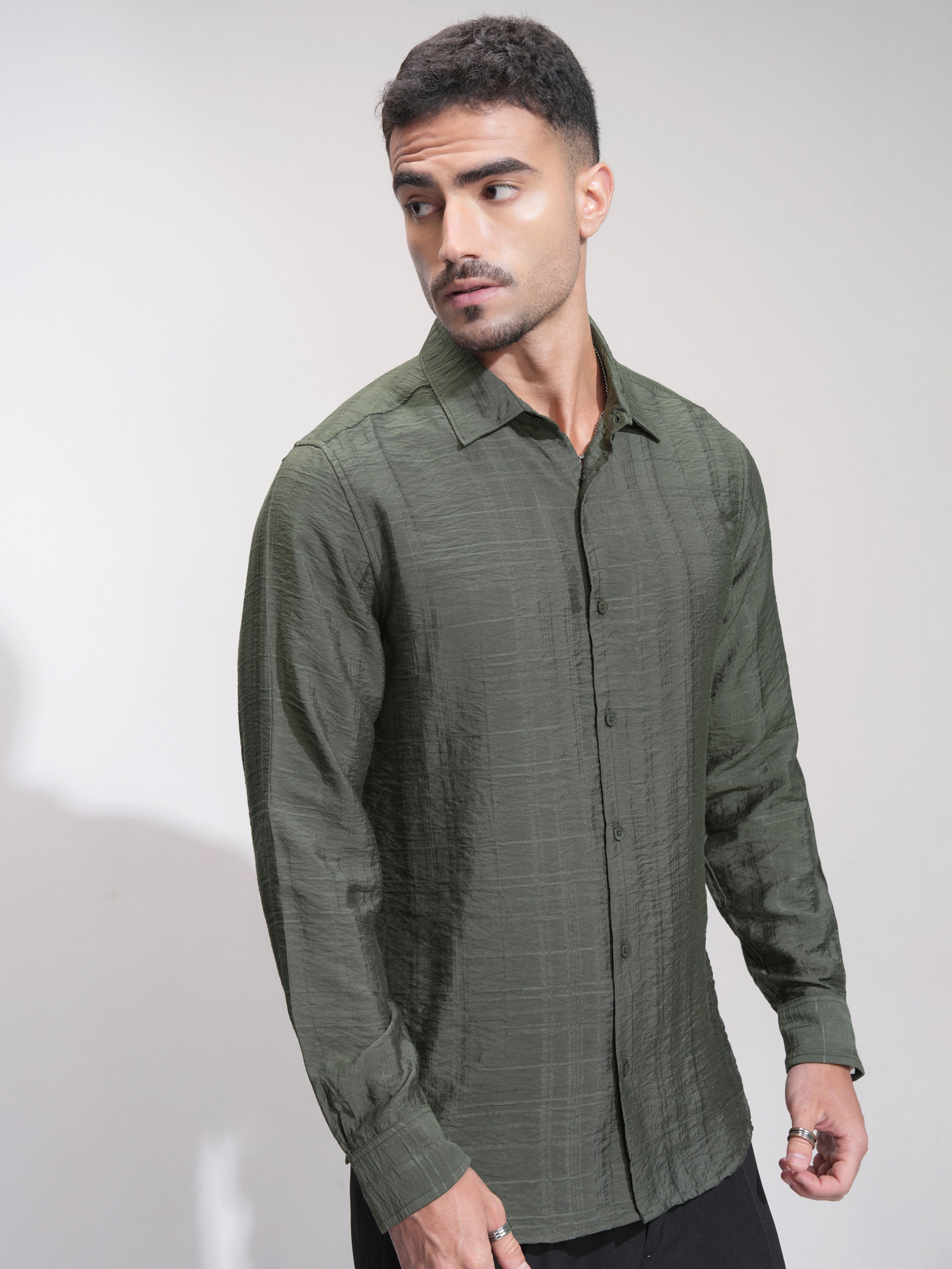 Highlander Men Green Textured Slim Fit Casual Shirt - Green - Image 6