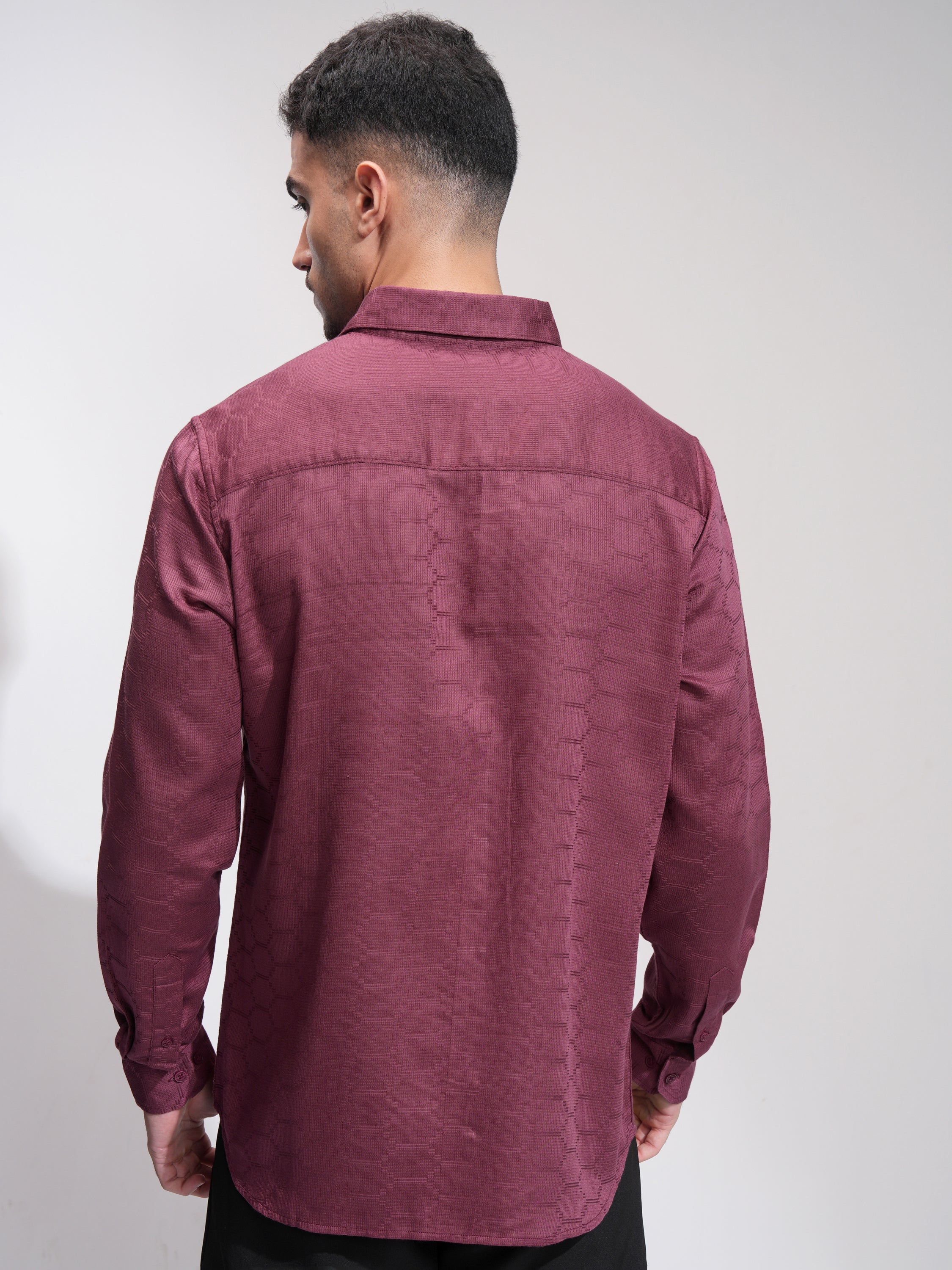 Highlander Men Burgundy Textured Slim Fit Casual Shirt - Burgundy - Image 3
