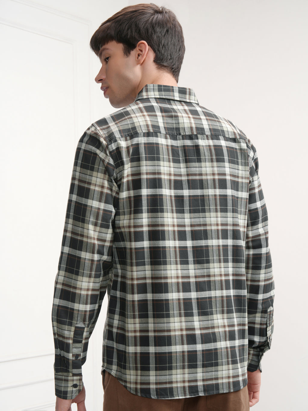 Highlander Men Black Checked Slim Fit Casual Shirt - Black - Image 3