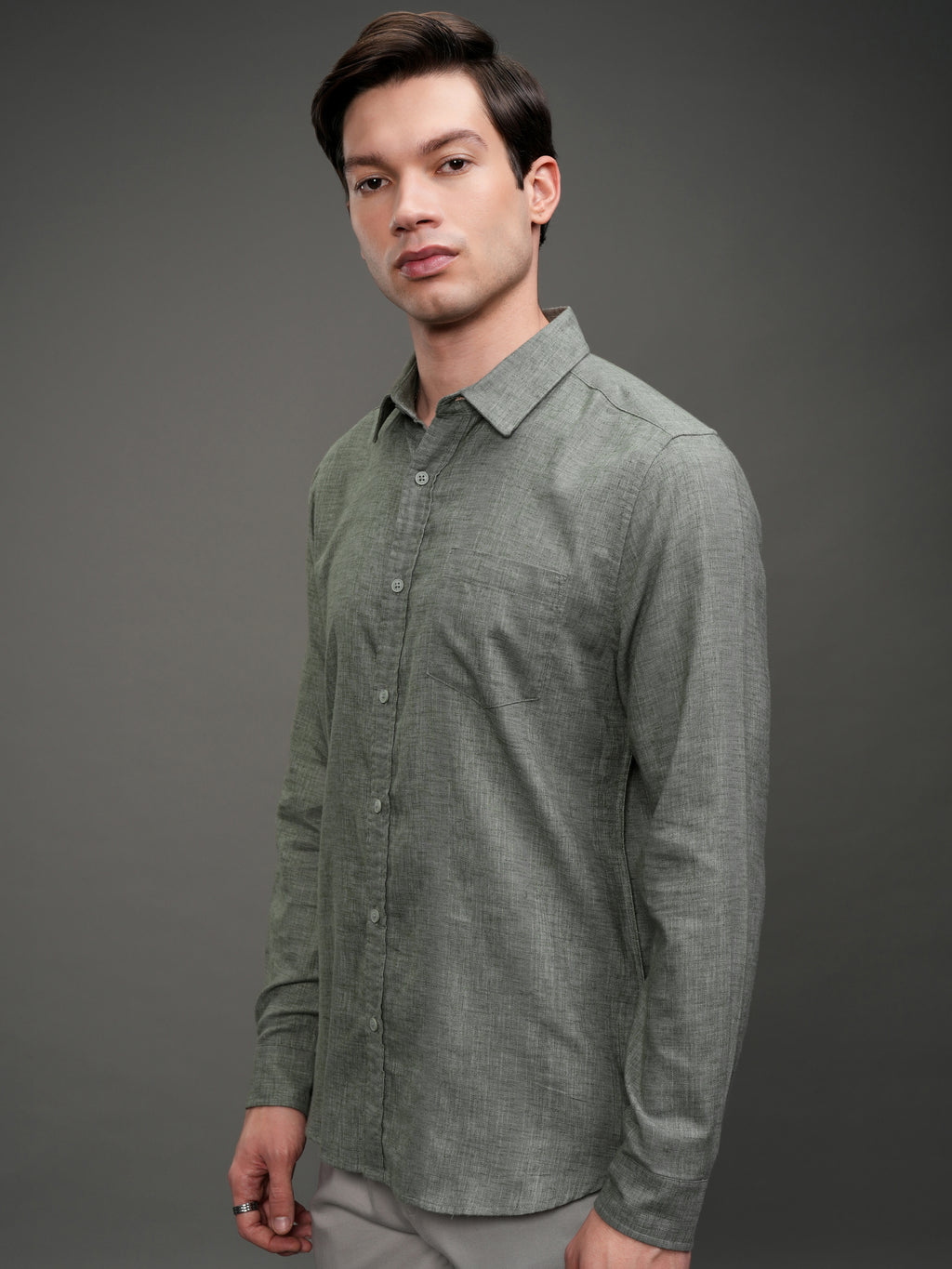 Highlander Men Olive Solid Slim Fit Casual Shirt - Olive - Image 4