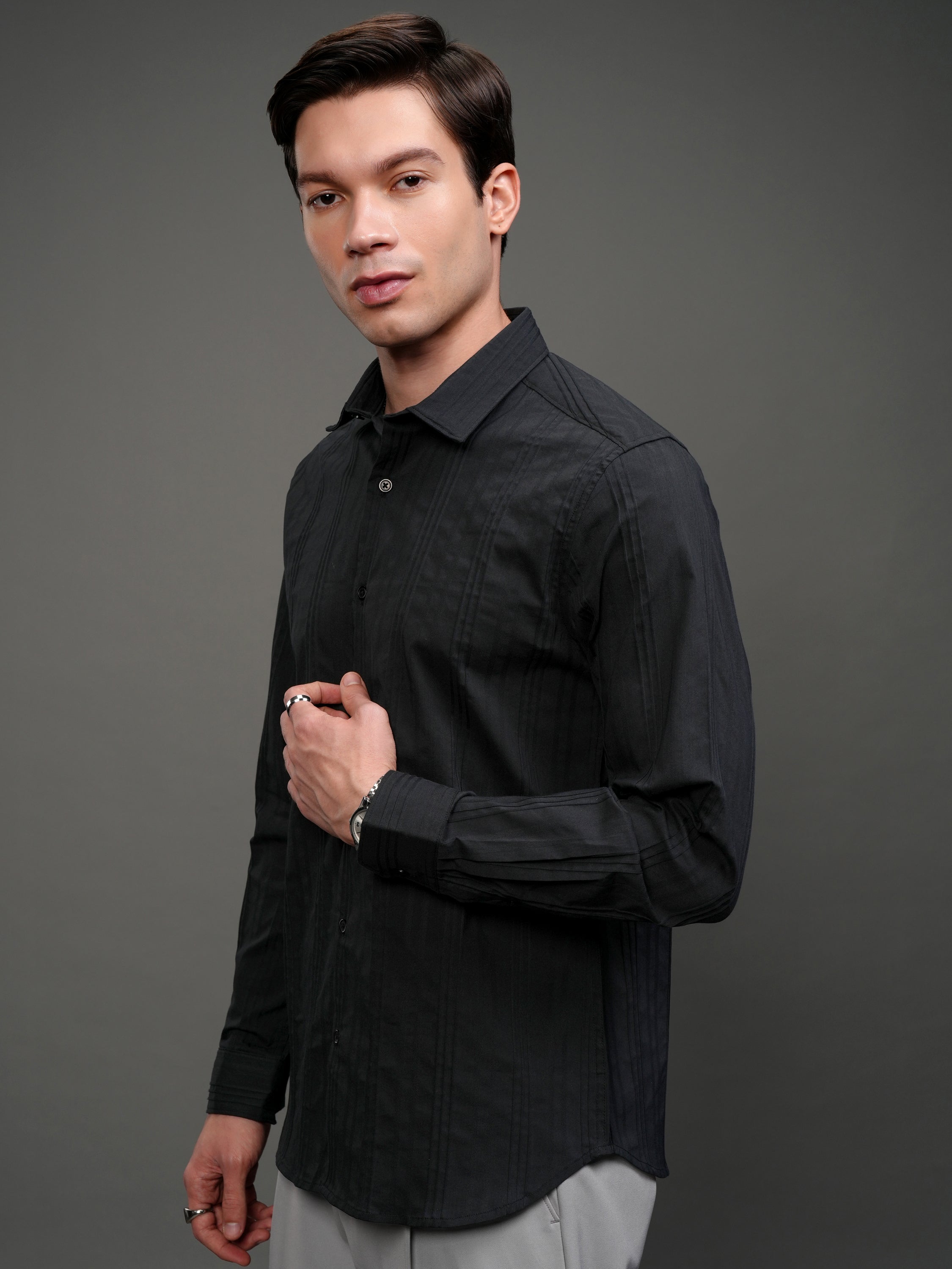 Highlander Men Black Striped Slim Fit Casual Shirt - Black - Image 4