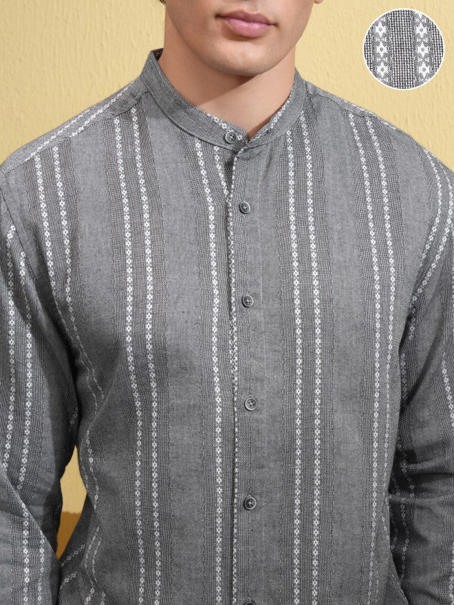 Highlander Men Grey Textured Relaxed Fit Casual Shirt - Grey - Image 5