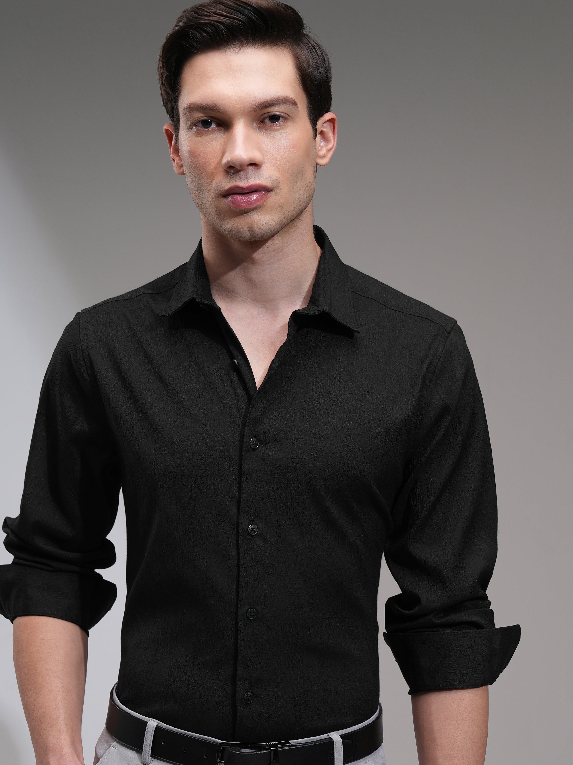 Highlander Men Black Solid Slim Fit Casual Shirt - Black - Image 1