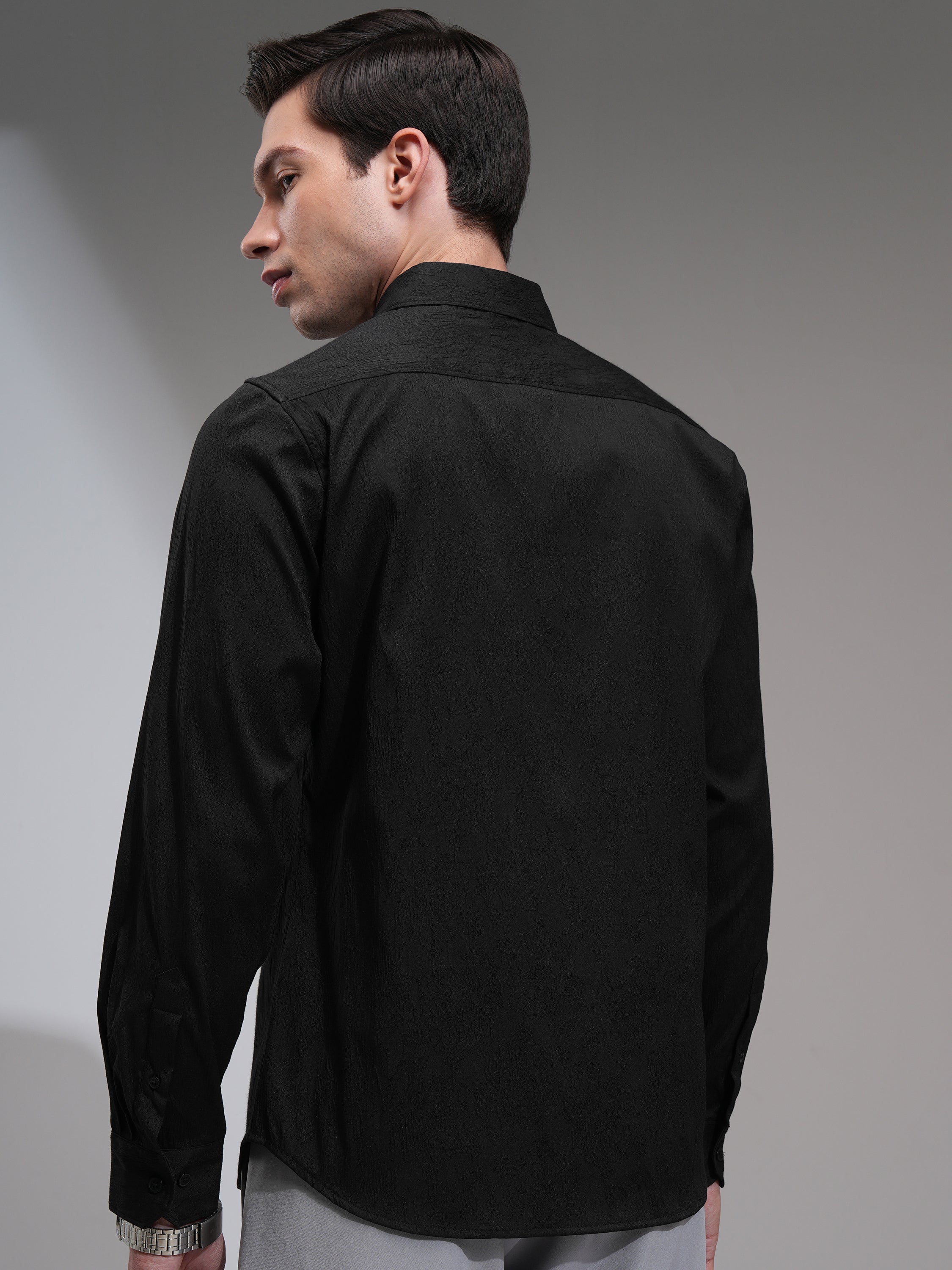 Highlander Men Black Solid Slim Fit Casual Shirt - Black - Image 3