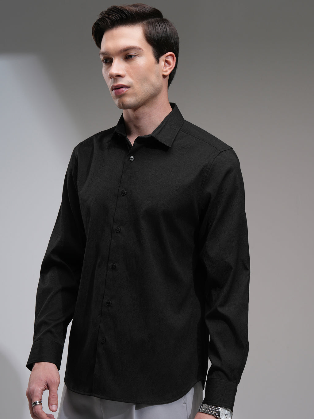 Highlander Men Black Solid Slim Fit Casual Shirt - Black - Image 4