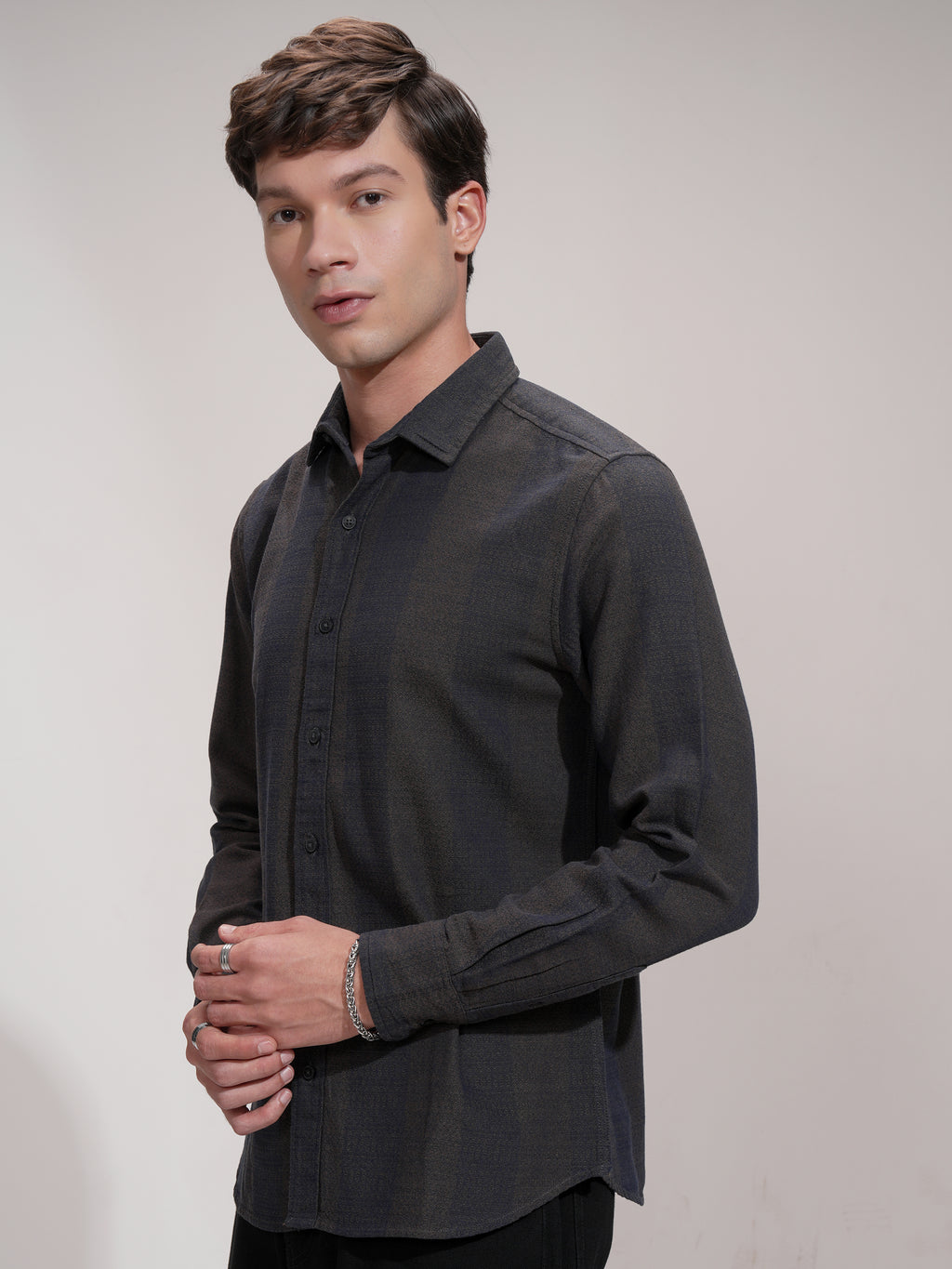 Highlander Men Navy Blue Self Design Slim Fit Casual Shirt - Navy Blue - Image 4