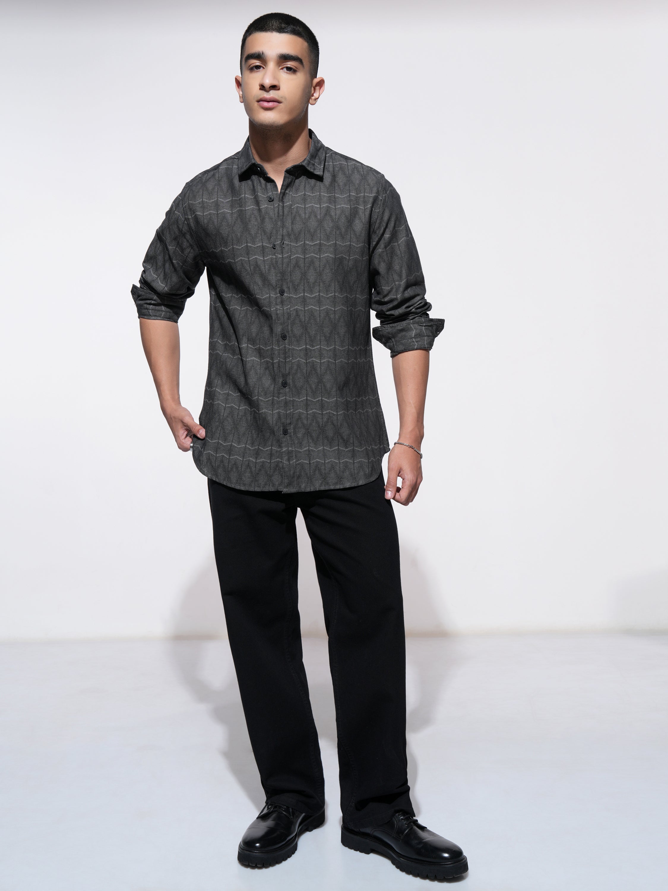Highlander Men Charcoal Printed Slim Fit Casual Shirt - Charcoal - Image 2