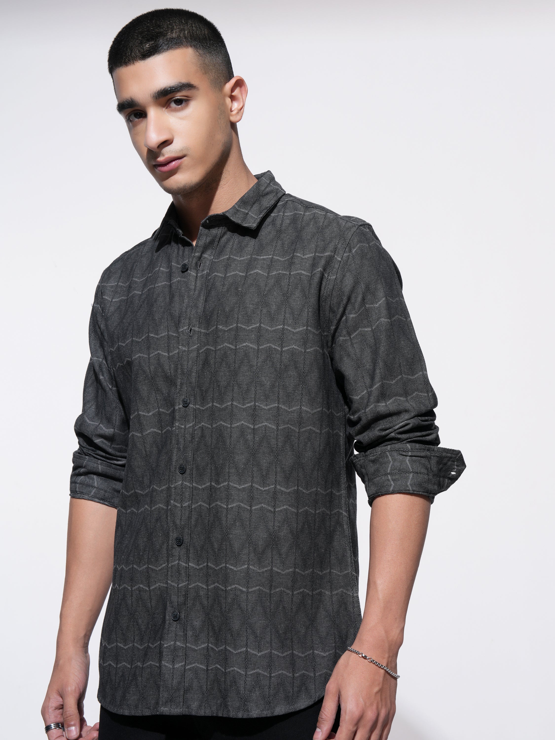Highlander Men Charcoal Printed Slim Fit Casual Shirt - Charcoal - Image 4