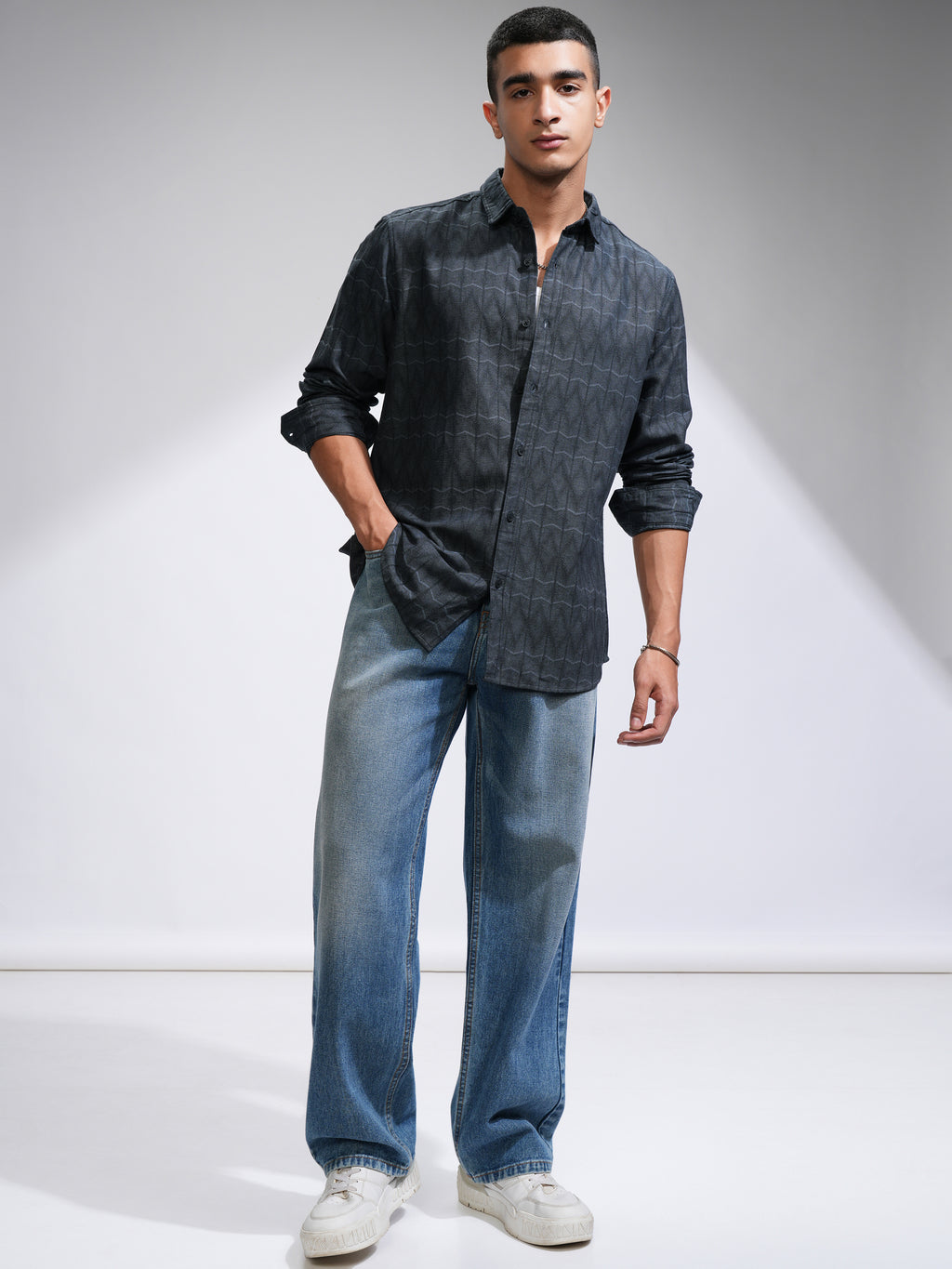 Highlander Men Navy Blue Printed Slim Fit Casual Shirt - Navy Blue - Image 2