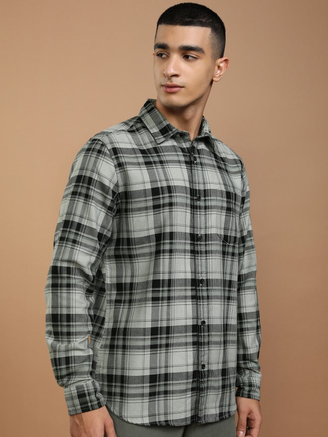 Highlander Men Green Checked Slim Fit Casual Shirt - Green - Image 6