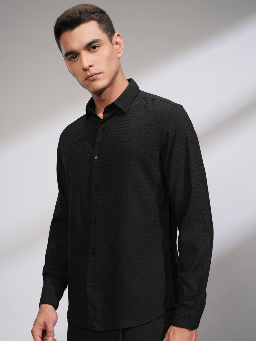 Highlander Men Black Textured Slim Fit Casual Shirt - Black - Image 4
