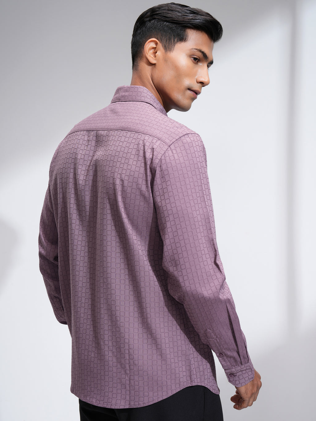 Highlander Men Mauve Self Design Slim Fit Casual Shirt - Mauve - Image 3