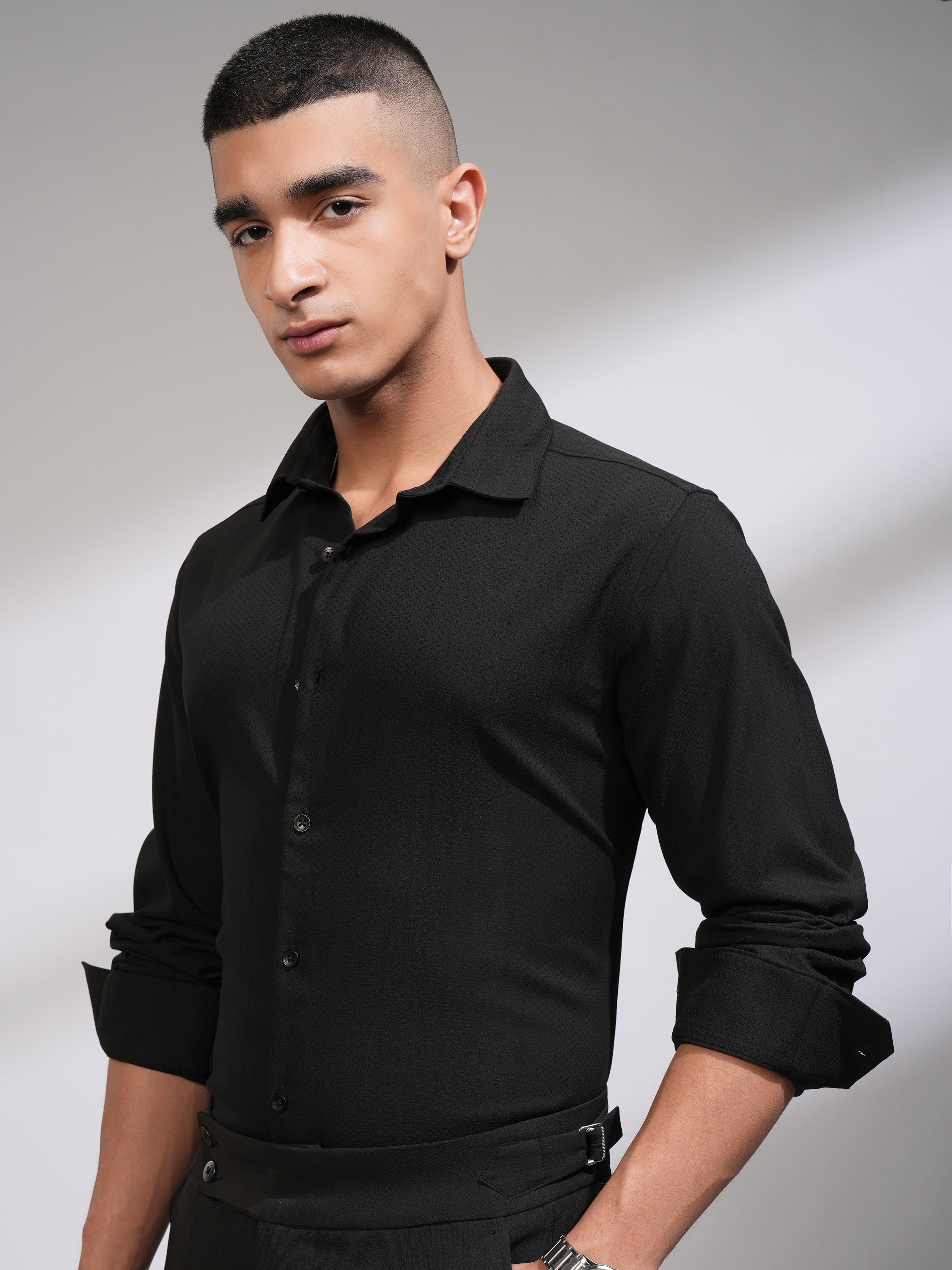 Highlander Men Black Textured Slim Fit Casual Shirt - Black - Image 4