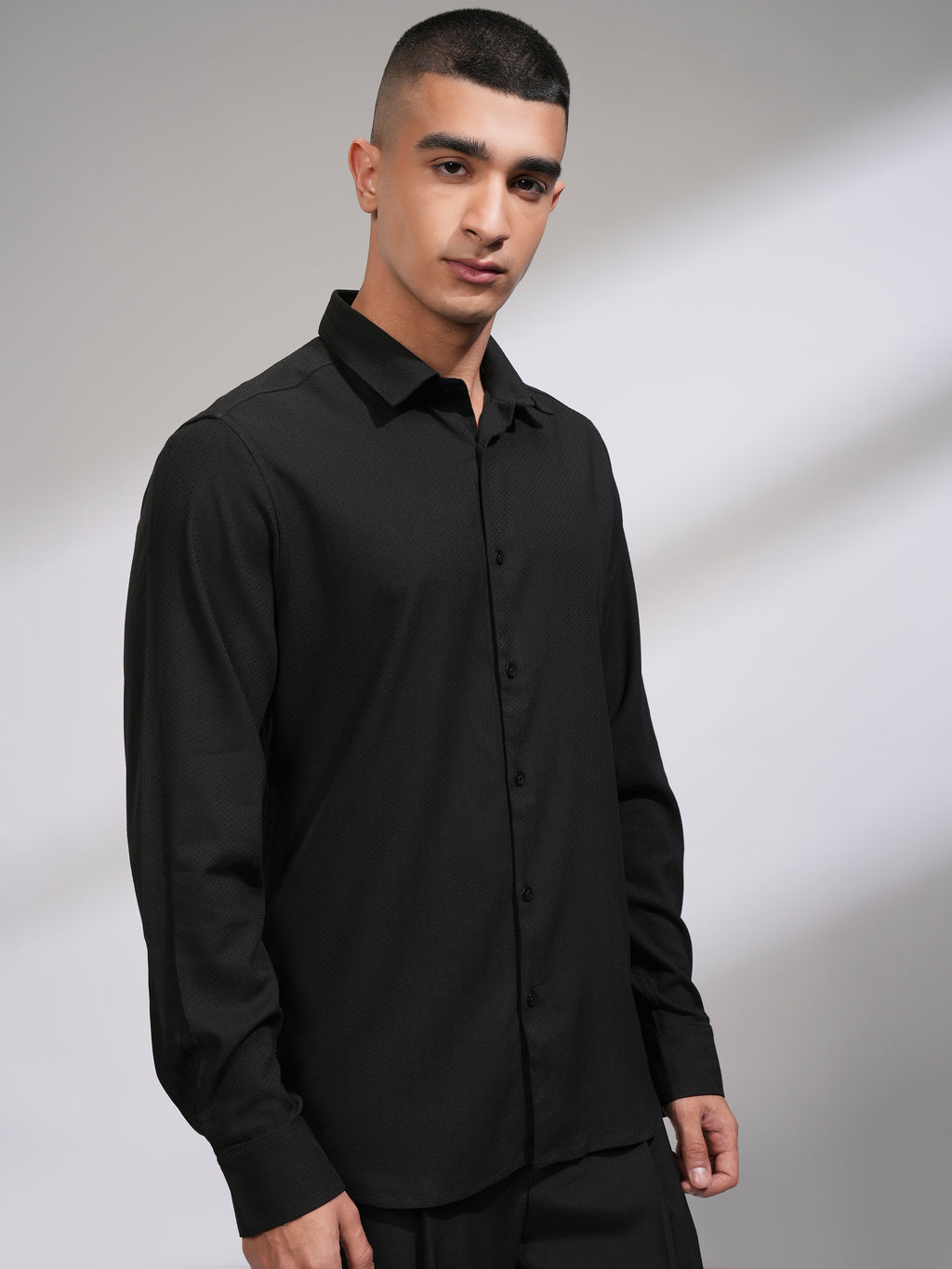 Highlander Men Black Textured Slim Fit Casual Shirt - Black - Image 6